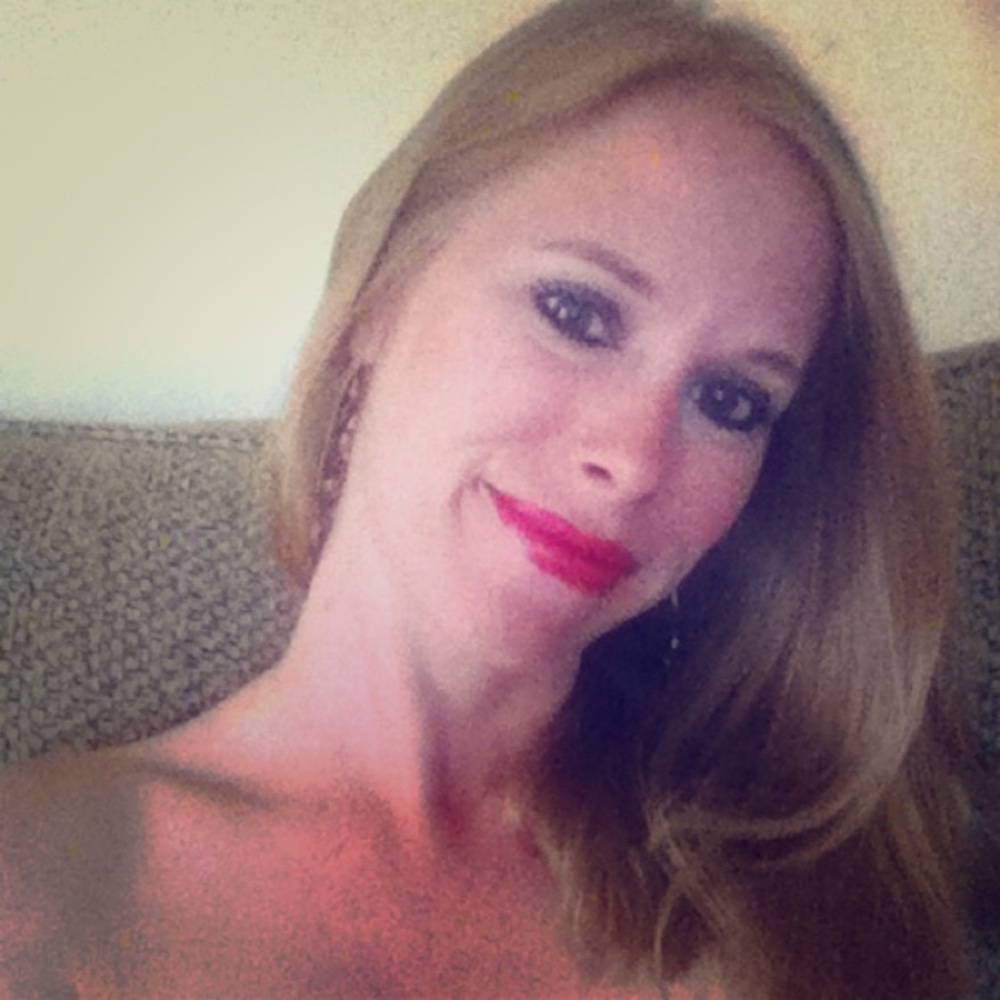 Meet your Posher, Julia